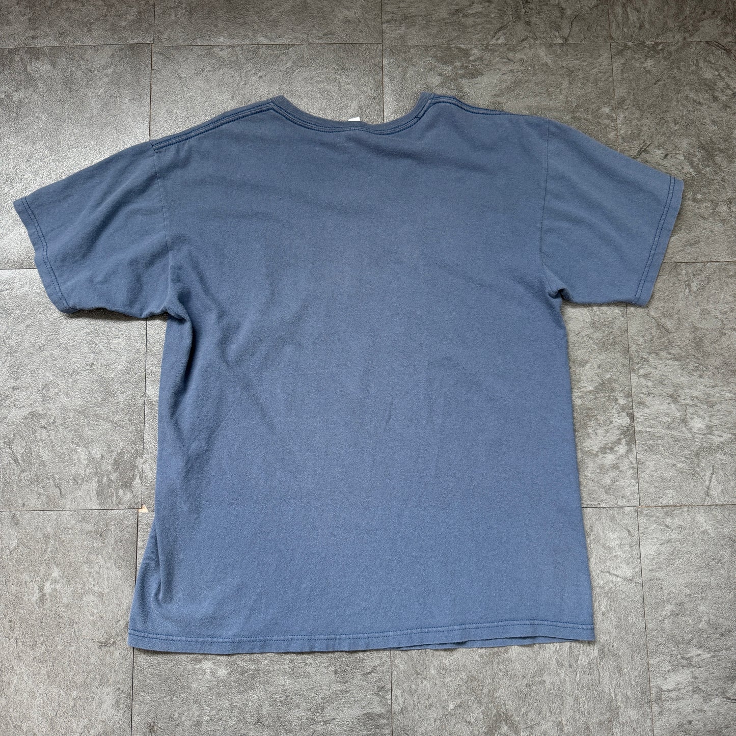 Bully Hill Vineyards 00s Tee