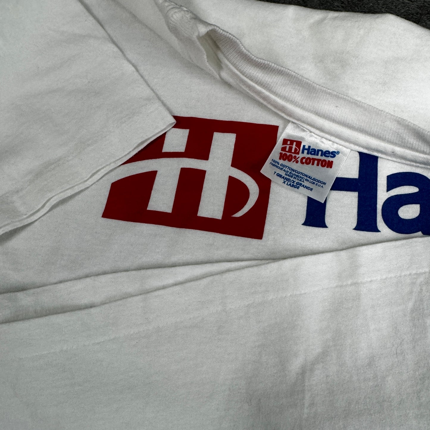 Hanes Big logo Tee