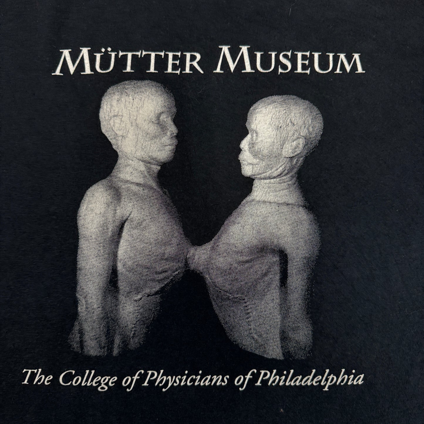 MUTTER MUSEUM Tee